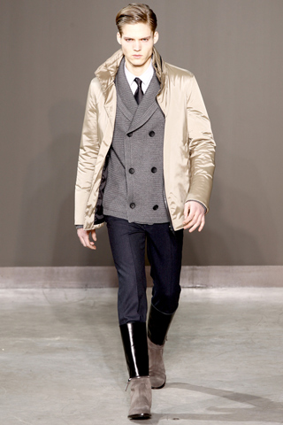 Louis Vuitton / - 2010-2011